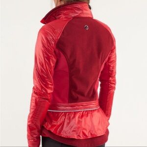 LULULEMON RARE Pedal Power Peplum Jacket Currant Windbreaker Cire Tech Fleece 10
